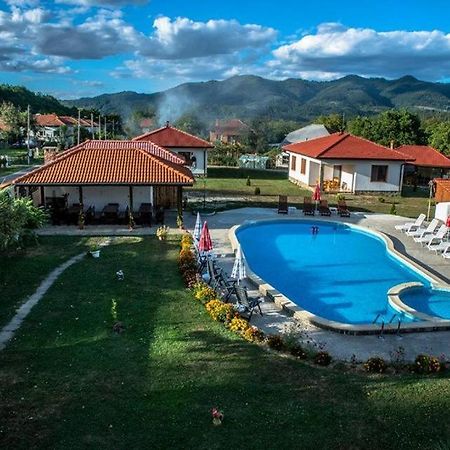 Complex Balkandzhii Apriltsi  Bagian luar foto